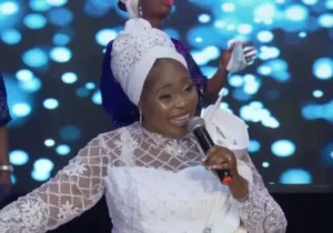 Tope Alabi – Jesu Dide Si Oro Mi featured image Tope Alabi – Jesu Dide Si Oro Mi – tope alabi – jesu dide si oro mi 747x420 1