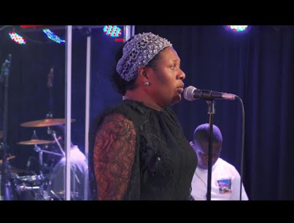 Adazion IJ - Adazion and Crew's Live Medley featured image Adazion IJ - Adazion and Crew's Live Medley – Adazion IJ Crew Live on stage