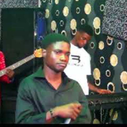 Obele Gozie Live Performance featured image Obele Gozie Live Performance – Obele Gozie