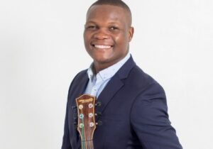 Boaz Danken – Uwepo Wako Ndio Salama Yangu – Boaz Danken Uwepo Wako Ndio Salama Yangu